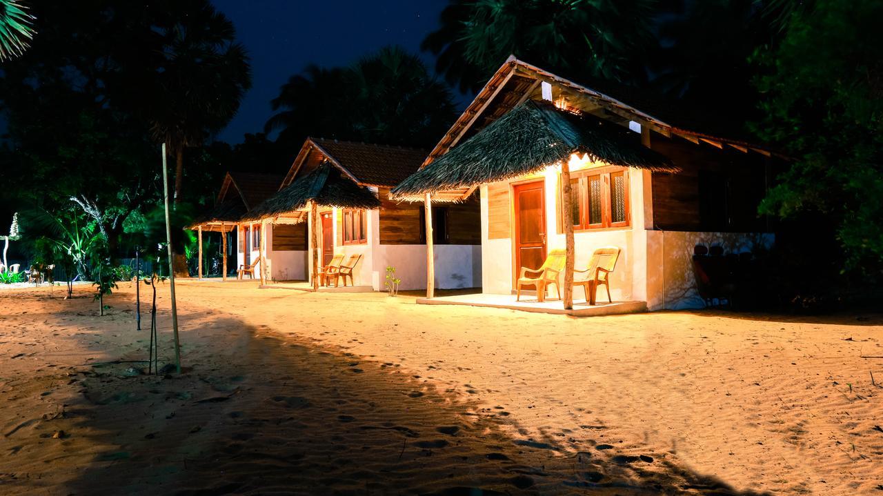 Ocean View Beach Resort - Kalpitiya Exterior photo